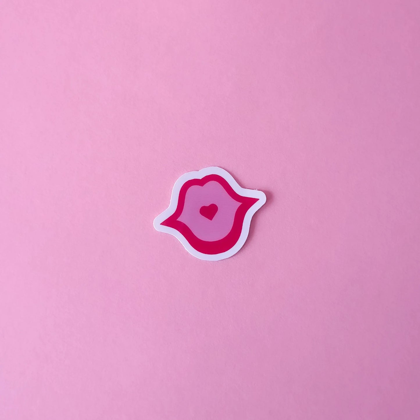 Solushes Kiss Sticker